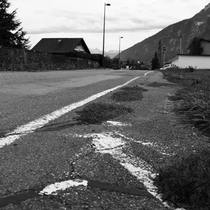 Routes<br>Noir et Blanc